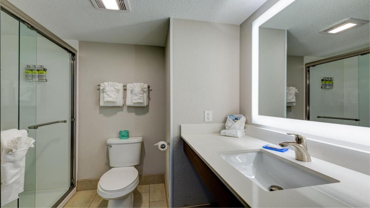 Holiday Inn Express & Suites Ashtabula-Geneva By Ihg Austinburg Exteriör bild