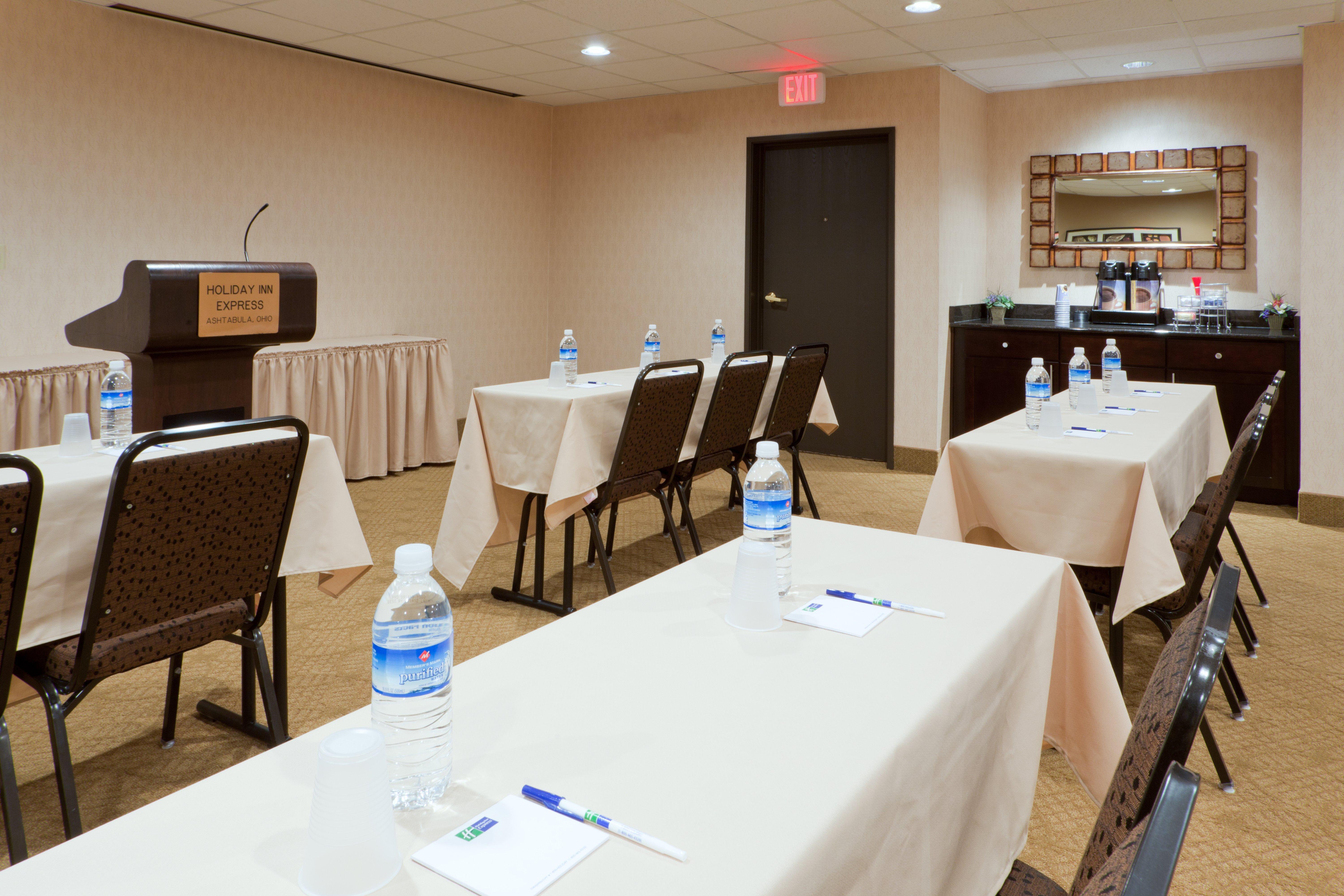 Holiday Inn Express & Suites Ashtabula-Geneva By Ihg Austinburg Exteriör bild