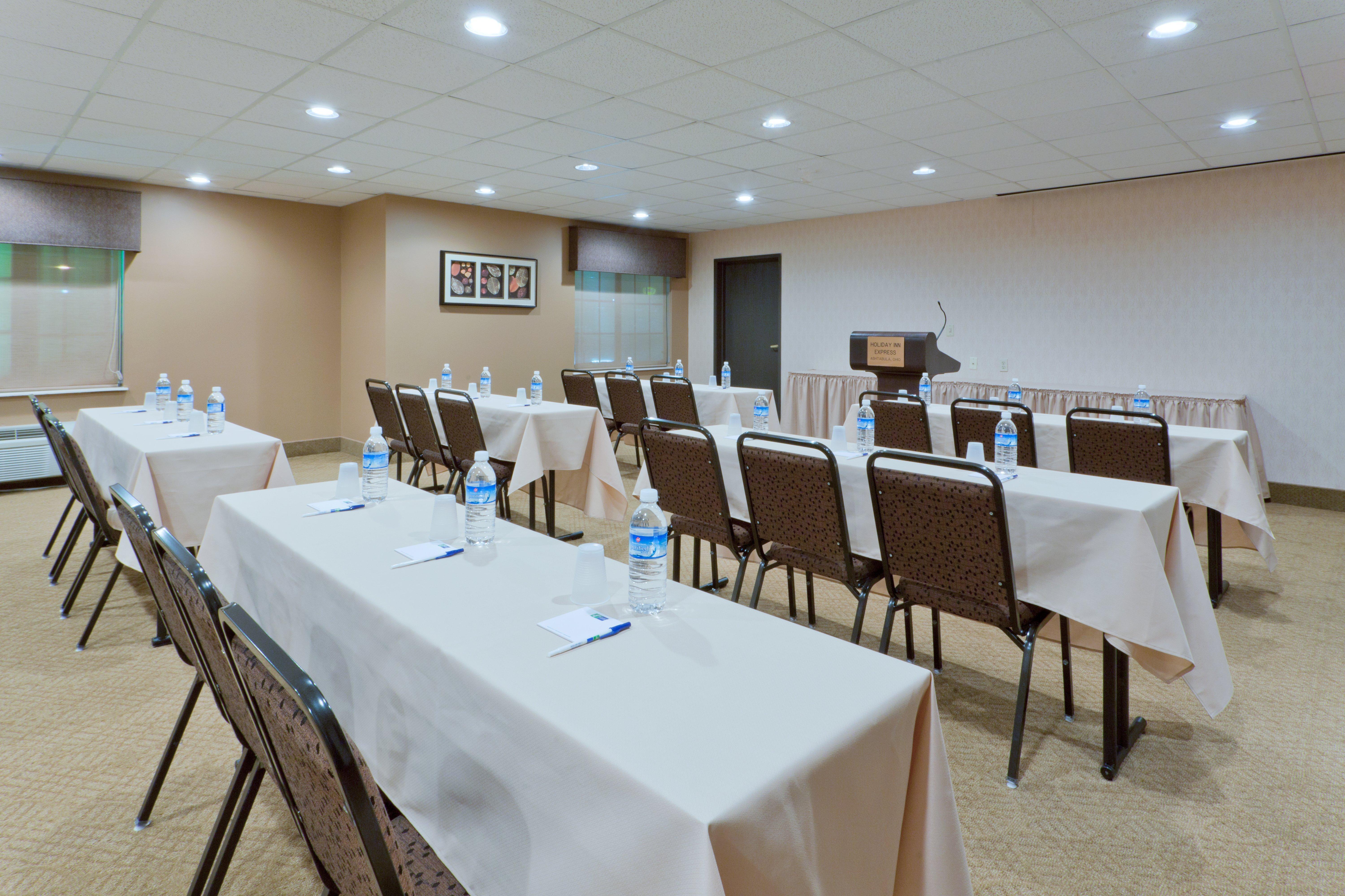 Holiday Inn Express & Suites Ashtabula-Geneva By Ihg Austinburg Exteriör bild